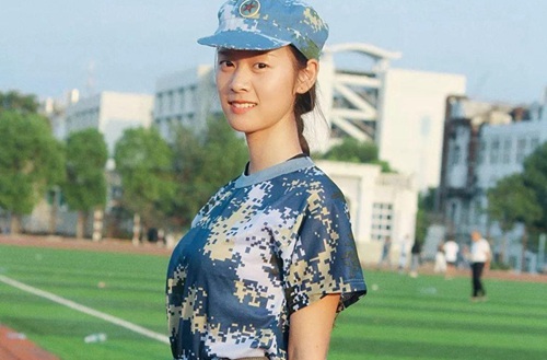 广州2023年读服装制作与营销专业哪所学校好