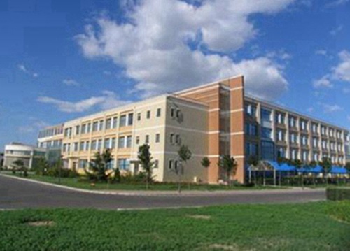 衡阳2023年读服装设计与工艺专业哪所中专学校好