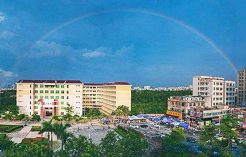 黔南2023年哪个中专学校的计算机应用专业好