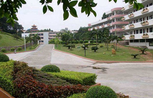 张家口2023年比较好且开设有公路运输管理专业的中专学校有哪些